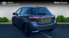 Toyota Yaris 1.5 VVT-i Icon Tech 5dr Petrol Hatchback